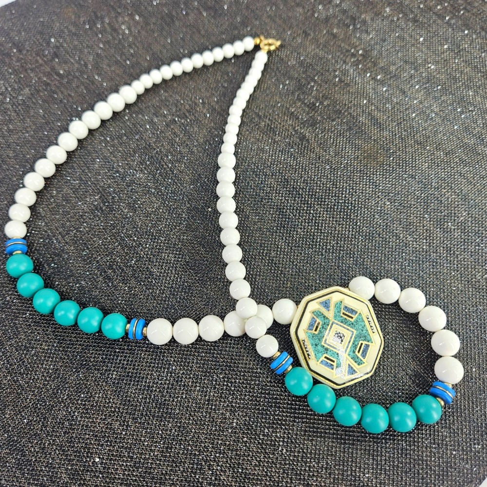 Vintage Southwestern Geometric Enamel Pendant Beaded Necklace White Teal Blue - Picture 5 of 8